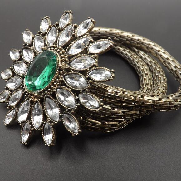 Green Clear Rhinestone Pendant Bracelet, Silver Tone, Stretch, 7 Inches - Picture 6 of 7